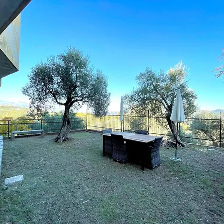 Hostdomus - La Rocca