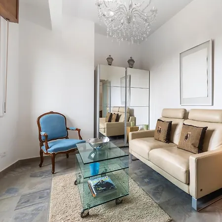 Hostdomus - La Rocca Apartamento