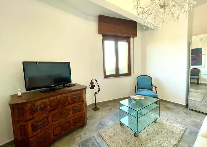 Hostdomus - La Rocca Apartmán